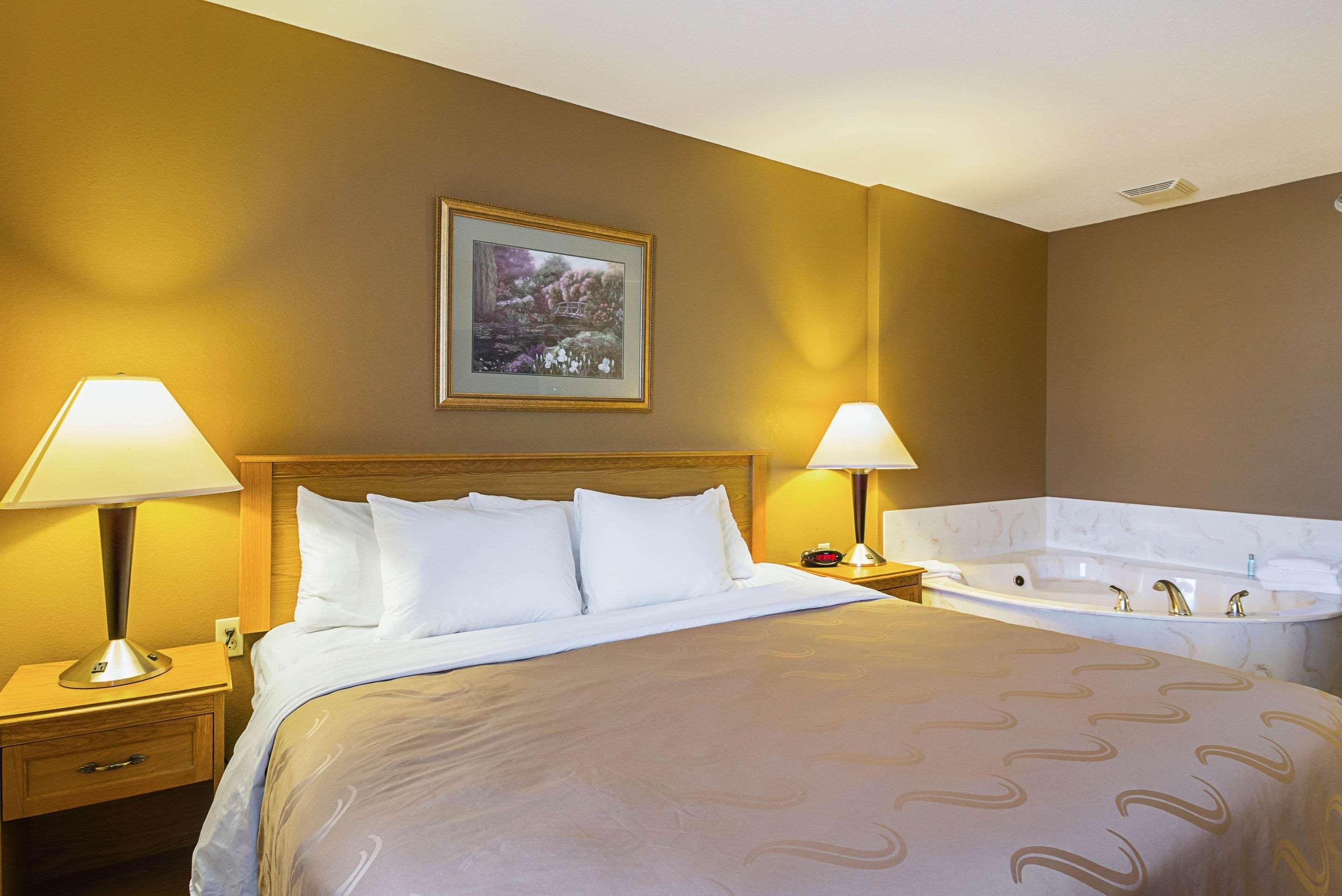 Quality Inn St Cloud West Сент-Клауд Екстер'єр фото