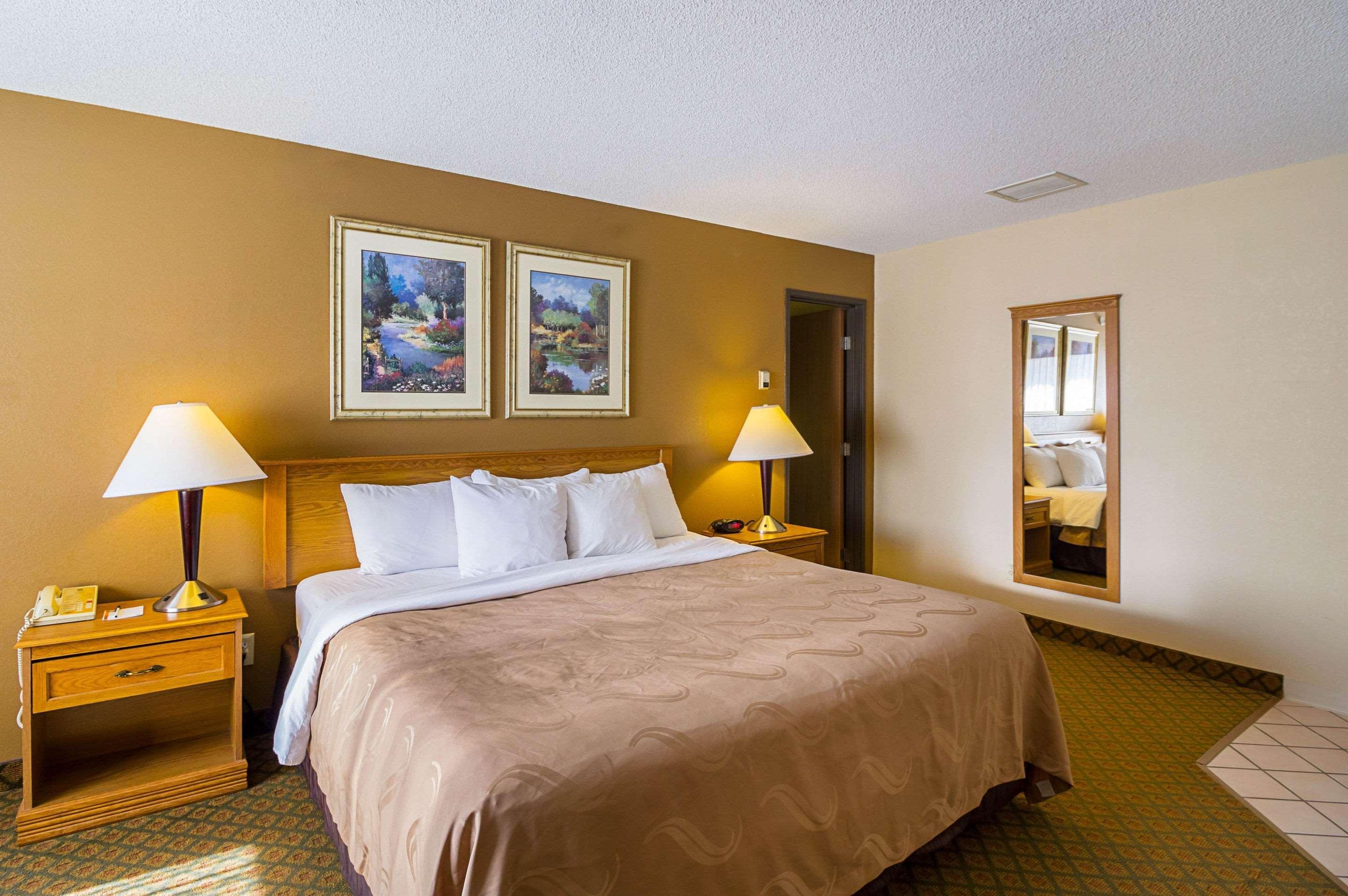 Quality Inn St Cloud West Сент-Клауд Екстер'єр фото